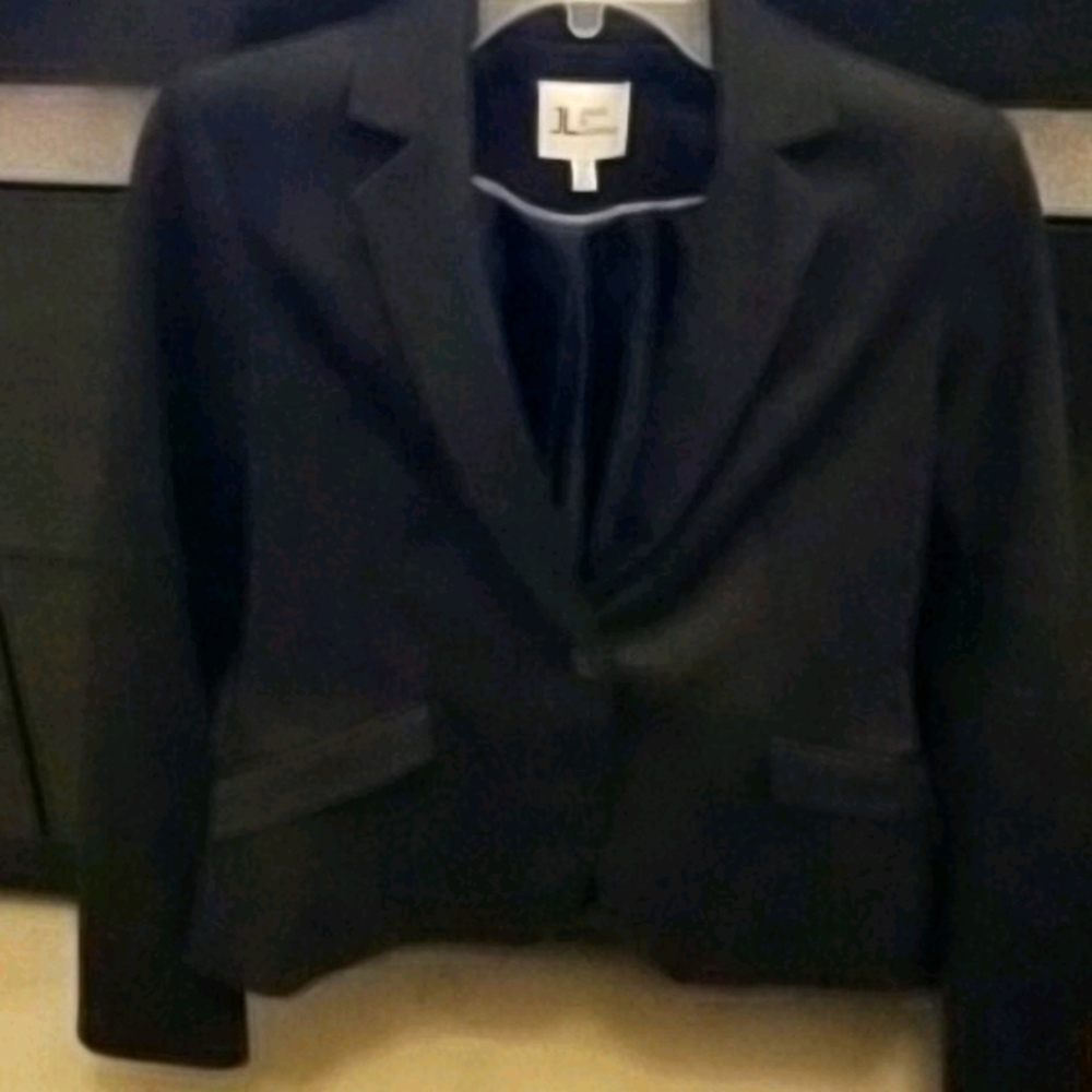Black Versatile Blazer